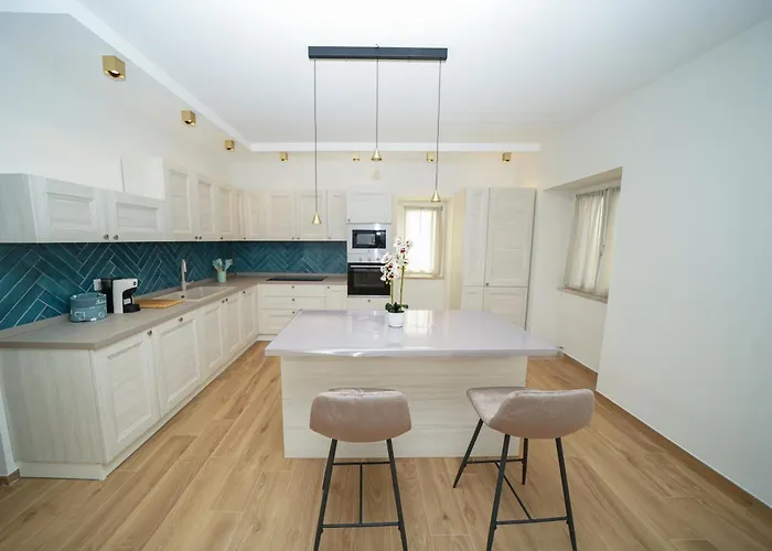 Mariluna Luxury 公寓