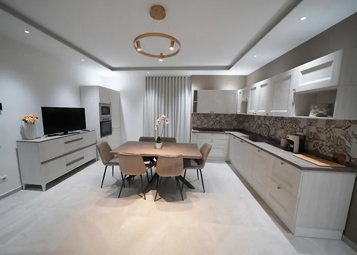 Mariluna Luxury * Falconara Albanese